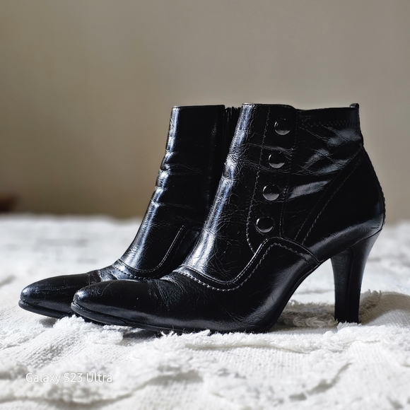 Franco Sarto vegan patent leather granny boots, size 7M - Picture 2 of 9